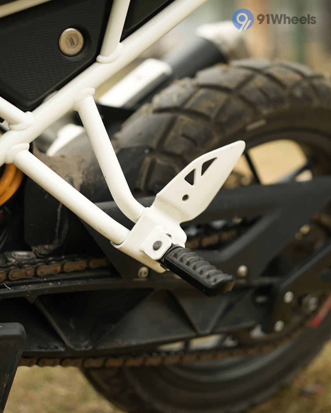 Apache RTX 300 image