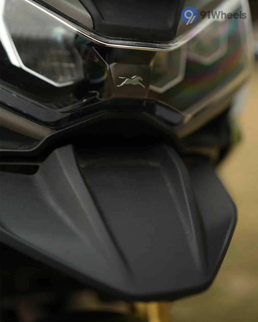 Apache RTX 300 image