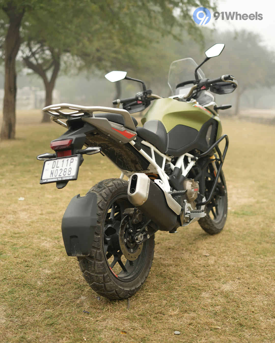 Right Rear Three Quarter