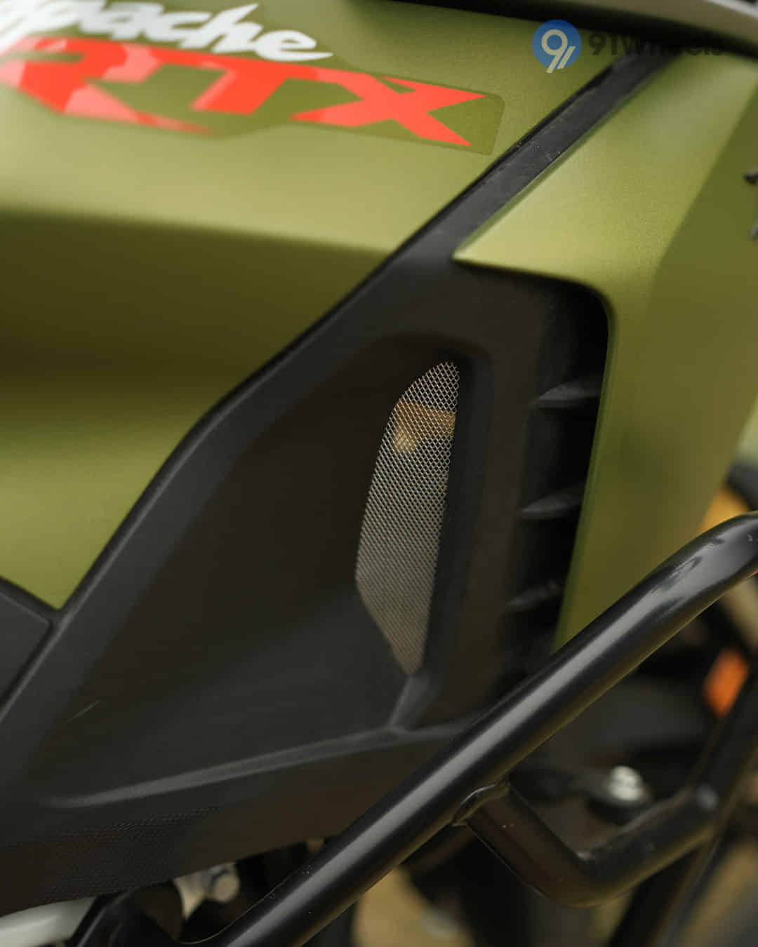 Apache RTX 300 image