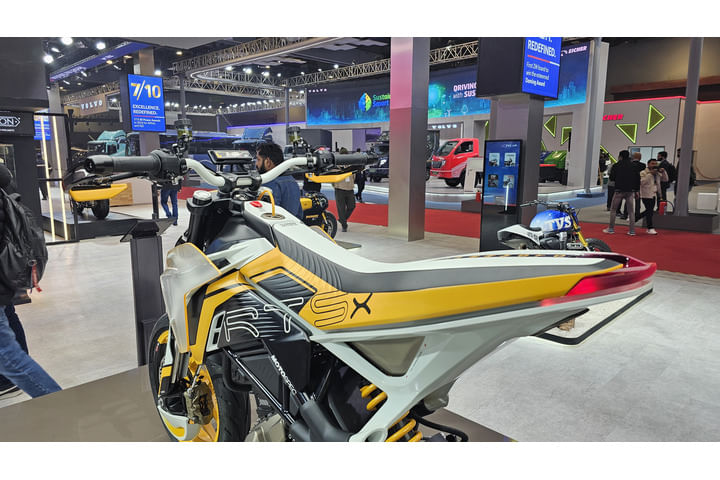 TVS RTX 300 Bike Seat