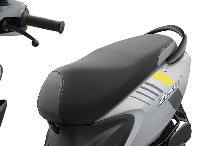 TVS Scooty Zest 110 Seat TVS Scooty Zest 110 Seat