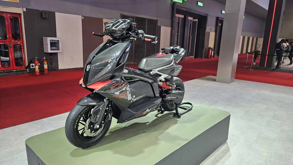 TVS X EV Left Front Three Quarter