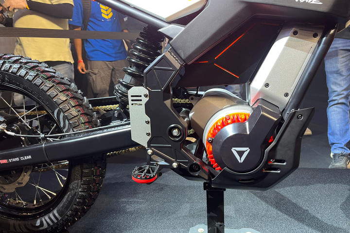 Ultraviolette Shockwave Engine From Right