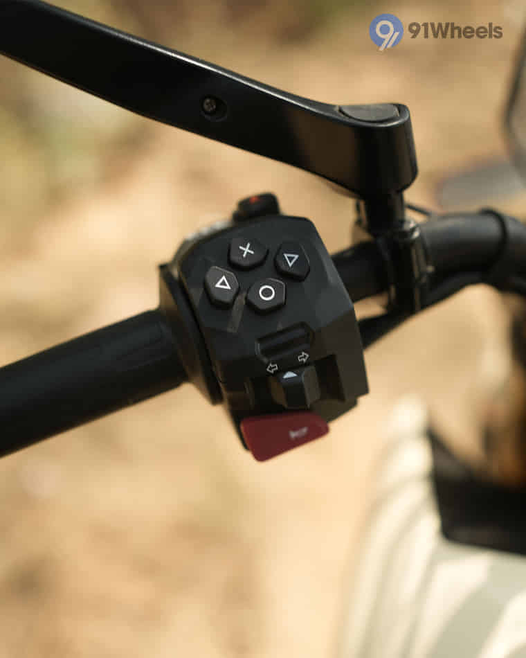 Handlebar & Console Area - 13