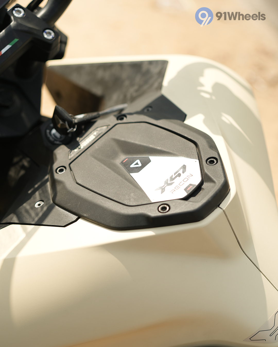 Ultraviolette X-47 image