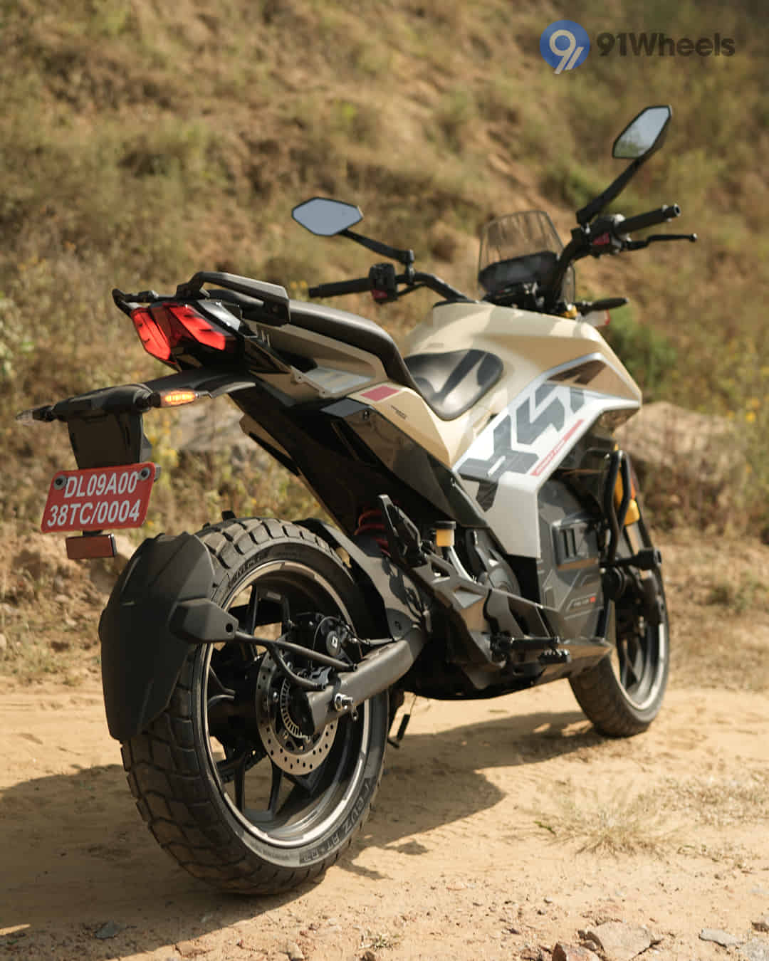 Right Rear Three Quarter