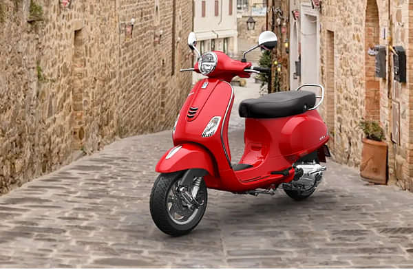 Vespa VXL 125 Left Front Three Quarter