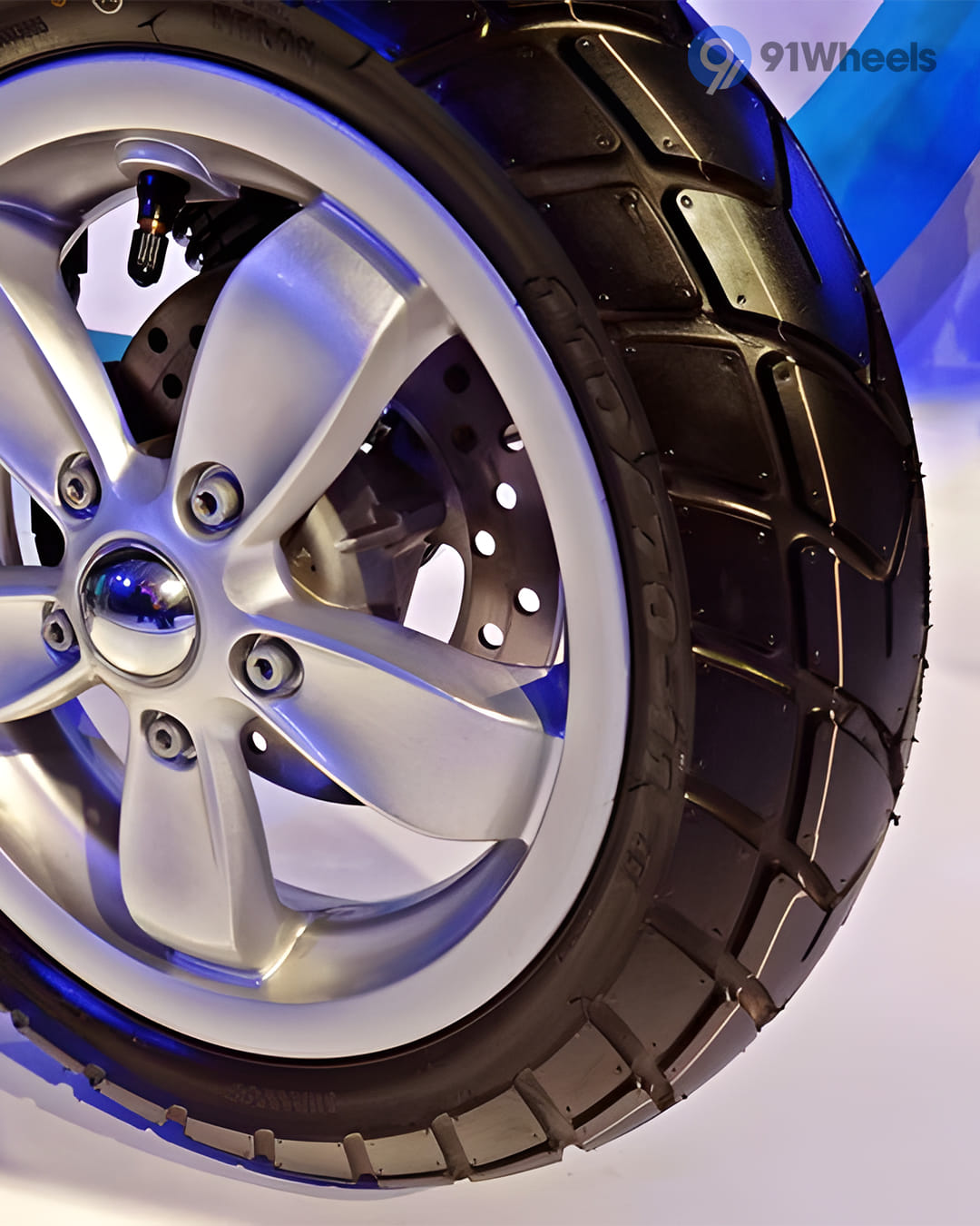 Front Body & Wheels - 1