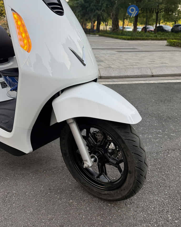 Front Body & Wheels - 3