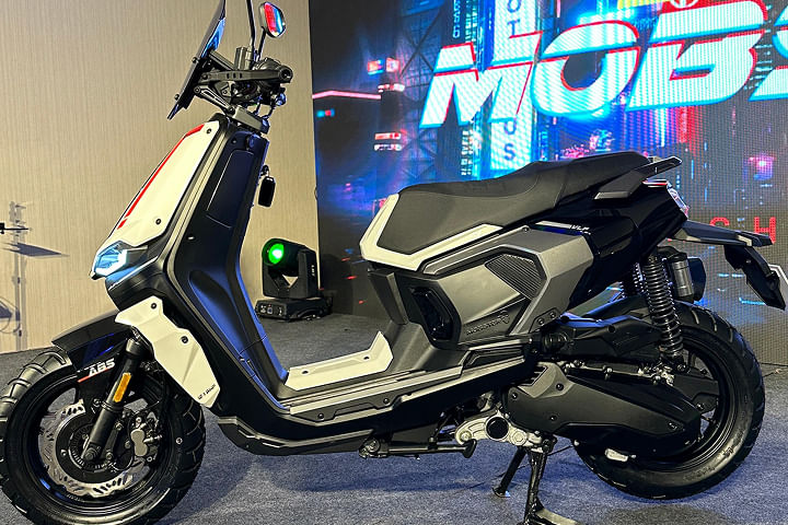 VLF Mobster 135 Right Side View