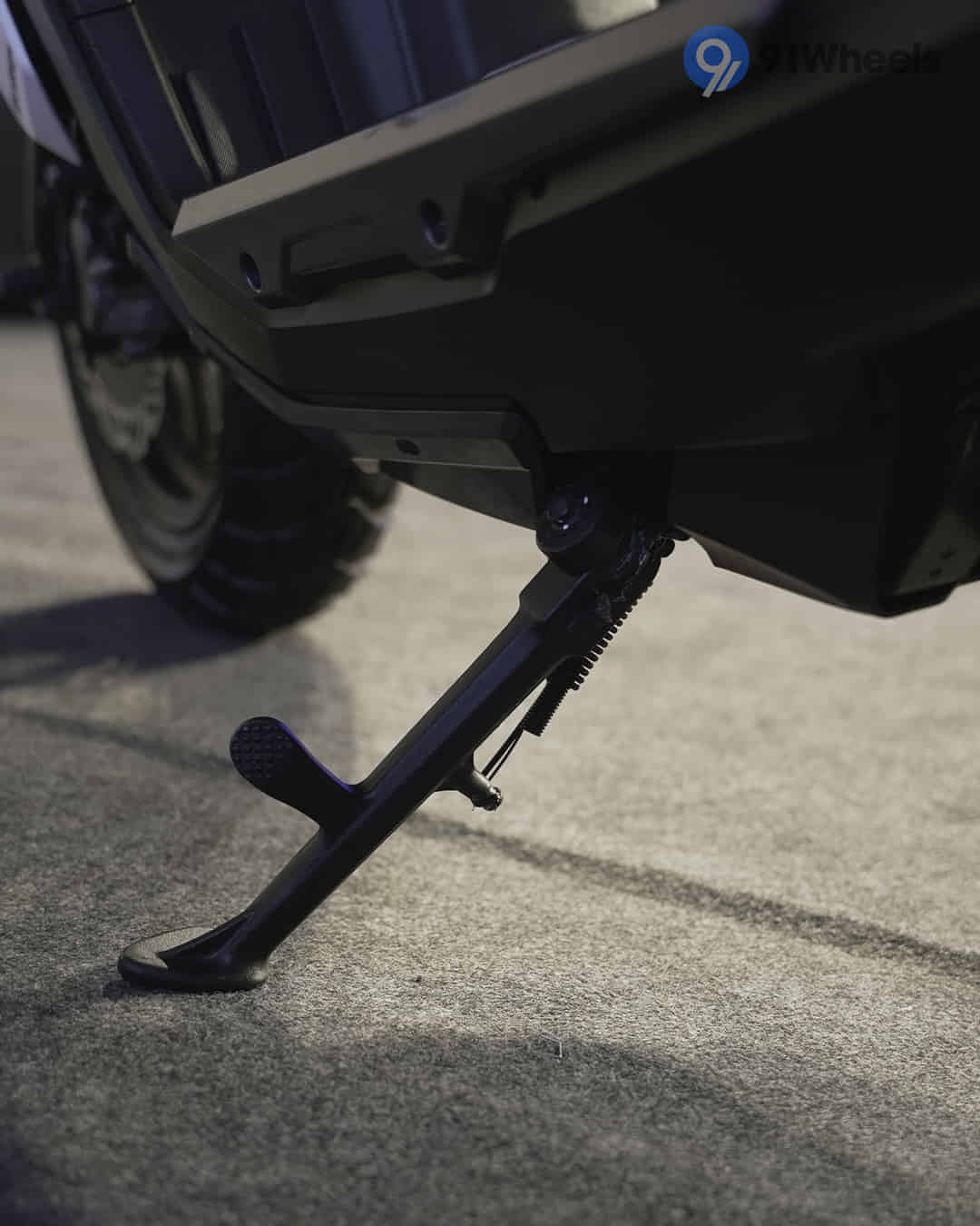 Side Stand Side Stand