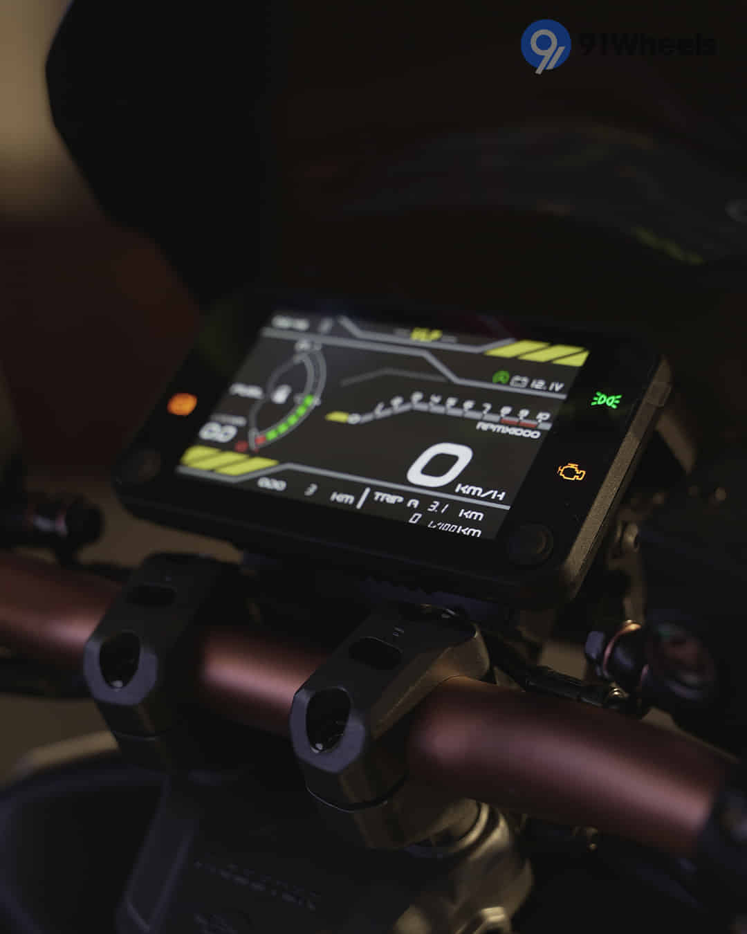 TFT / Instrument Cluster TFT / Instrument Cluster