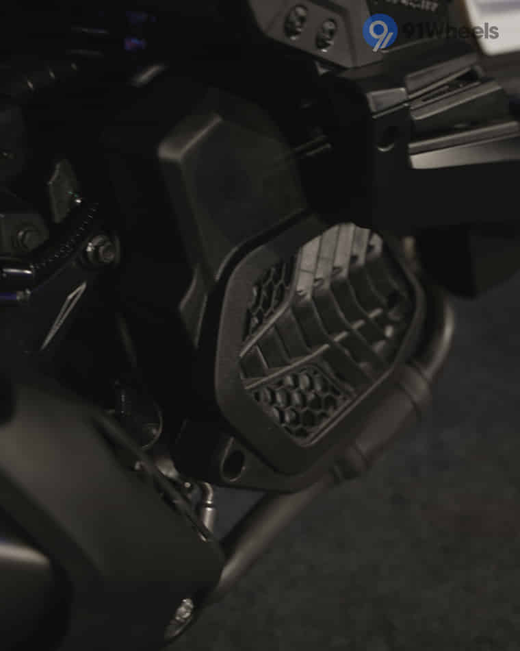 Engine & Exhaust - 3 Engine & Exhaust - 3