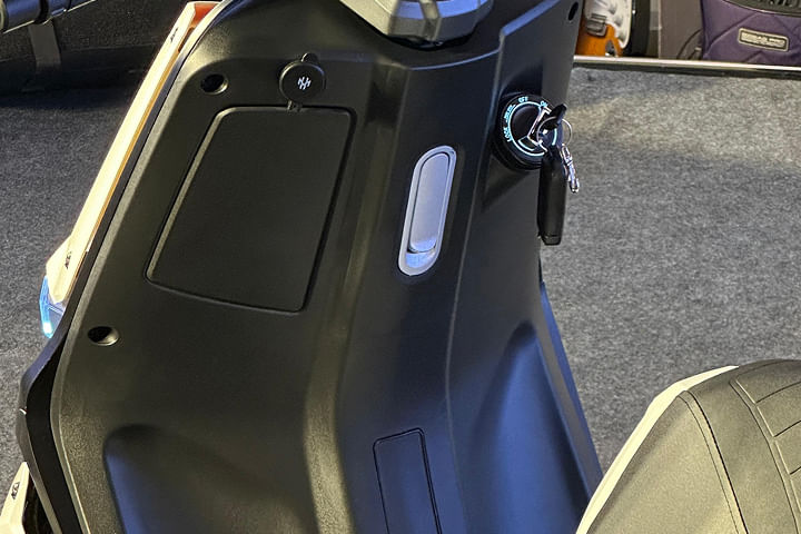 VLF Mobster 135 Front Inner Cover