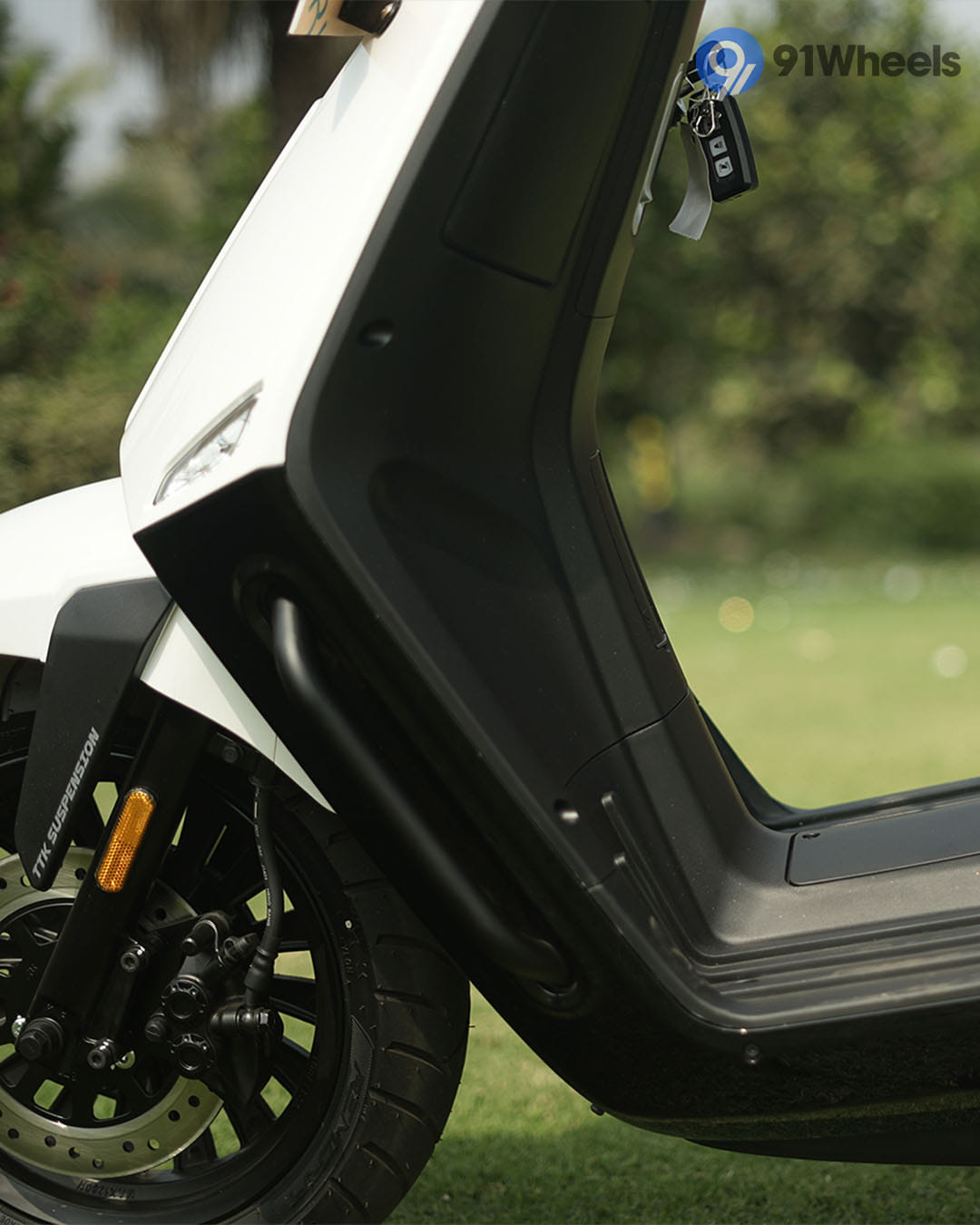 Front Body & Wheels - 5