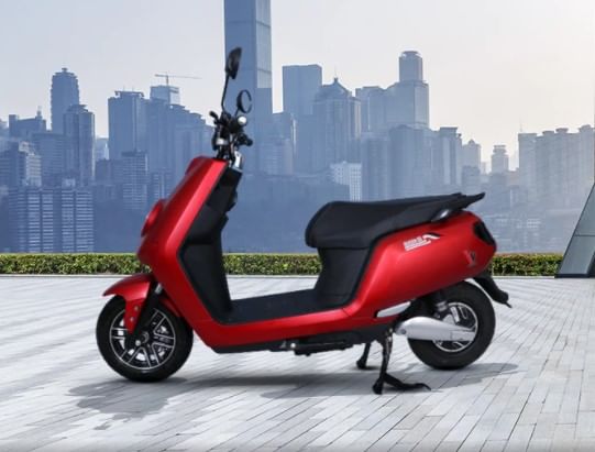 Warivo Motors Queen SX 2021-2025 Left Side View