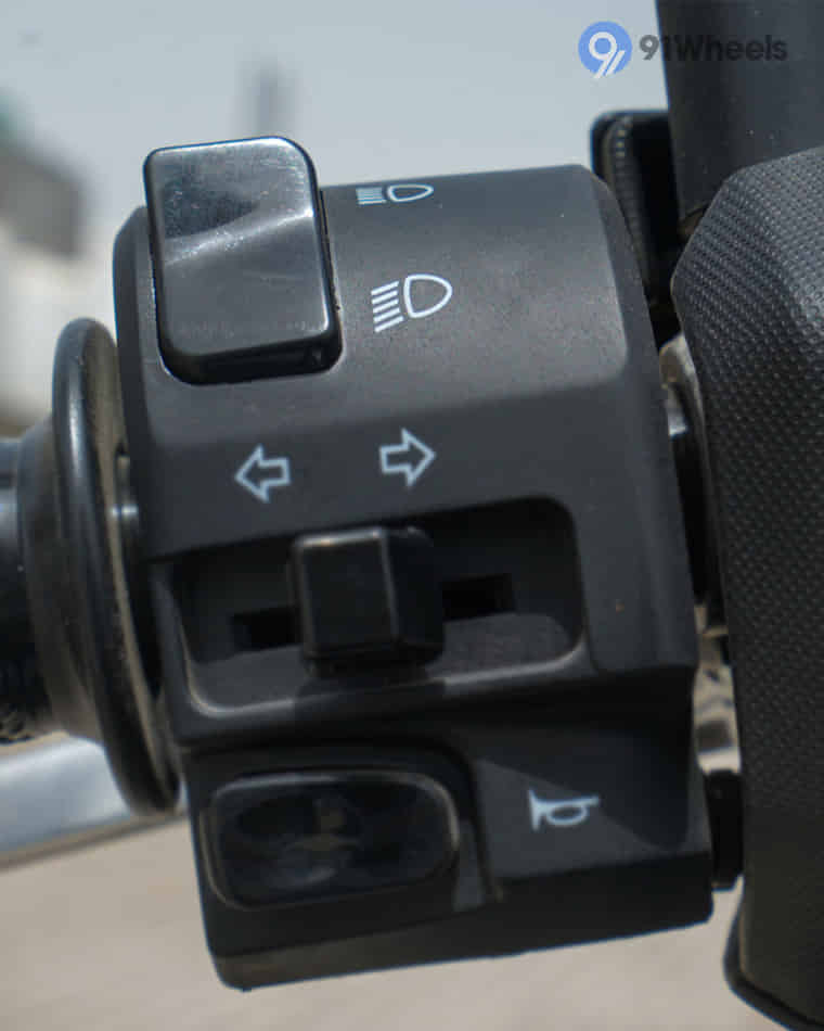 Handlebar & Console Area - 1 Handlebar & Console Area - 1