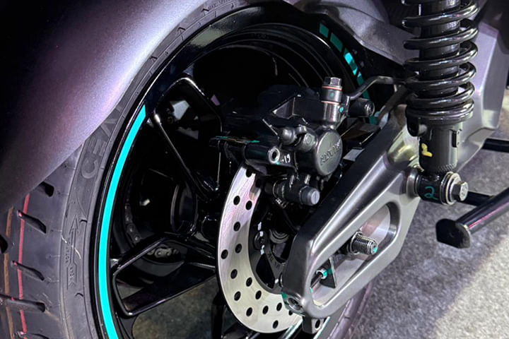 Yamaha EC-06 Rear Disc Brake Caliper Yamaha EC-06 Rear Disc Brake Caliper