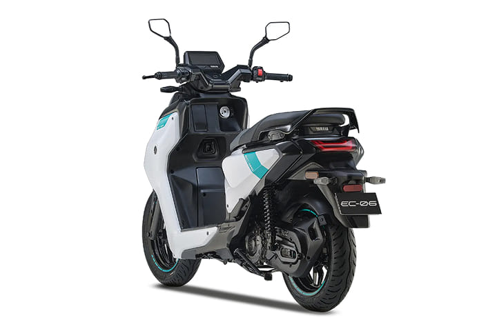 Yamaha EC-06 Left Rear Three Quarter
