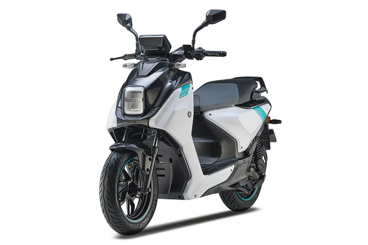 Yamaha EC-06 Left Front Three Quarter