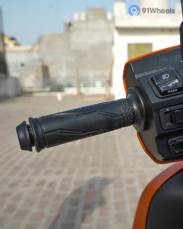 Fascino 125 Fi Hybrid image