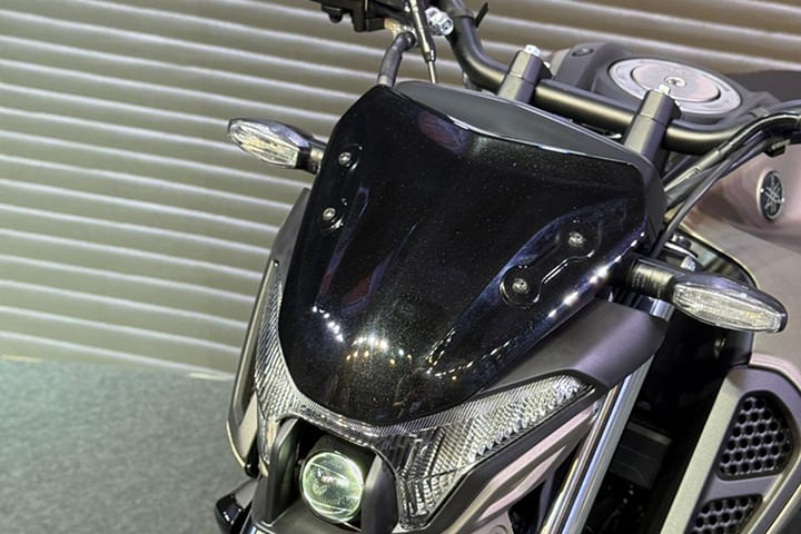 Yamaha FZ Rave Front Turn Indicators