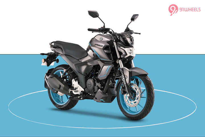 Yamaha FZ-S FI Hybrid Right Front Three Quarter