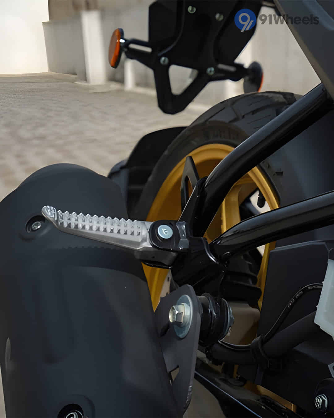 Pillion Footrest Pillion Footrest