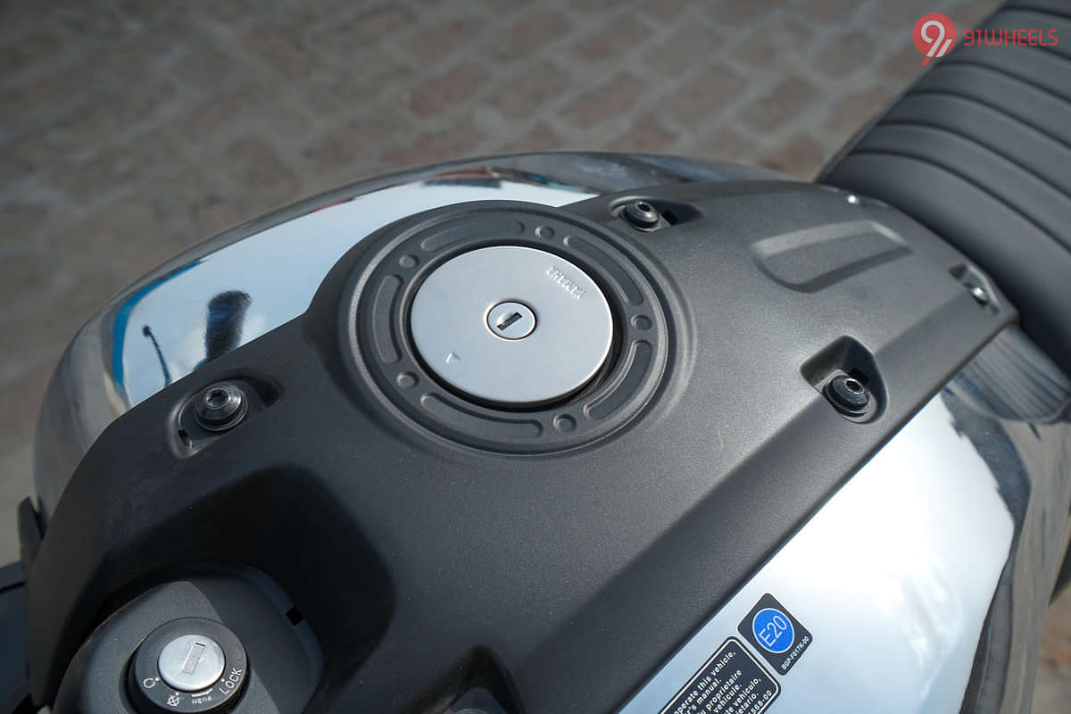 Yamaha FZ-X Closed Fuel Lid