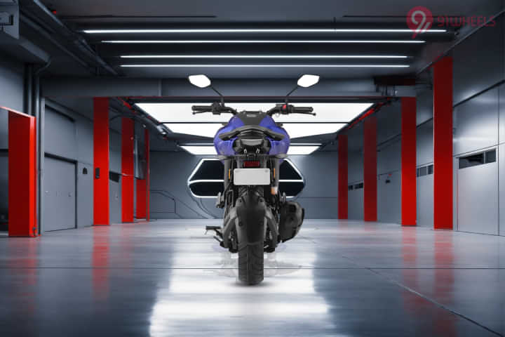 Yamaha FZS FI V4 Rear View