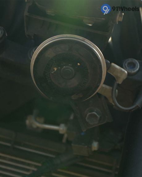 MT 03 Horn