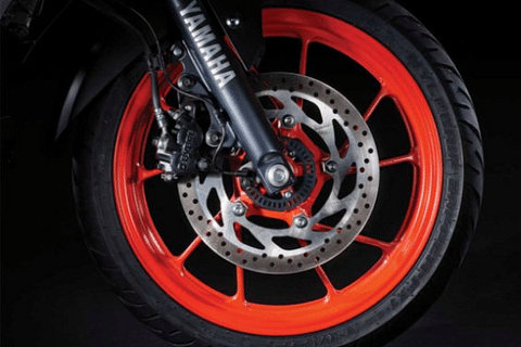 Yamaha MT-15 BS6 Metallic Black Front Brake Image