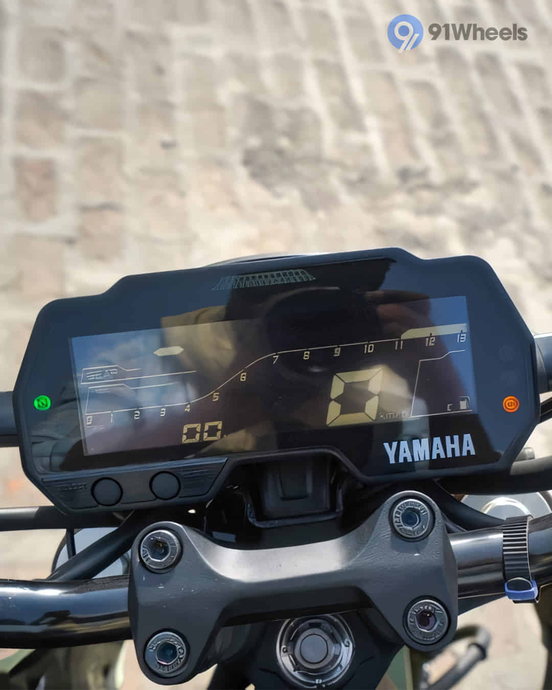 TFT / Instrument Cluster TFT / Instrument Cluster