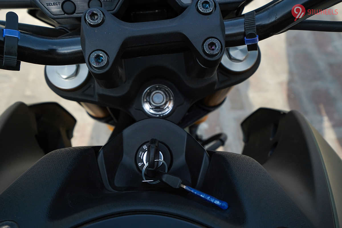 Yamaha MT 15 V2 Steering Lock