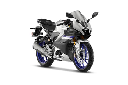Yamaha R15 M