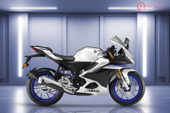 Yamaha R15 M Right Side View