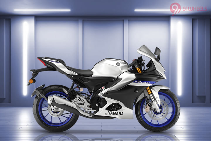 Yamaha R15 M Right Side View
