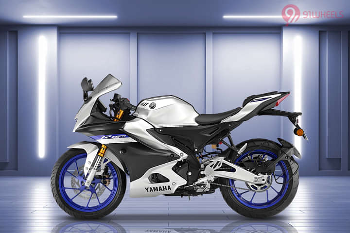 Yamaha R15 M Left Side View