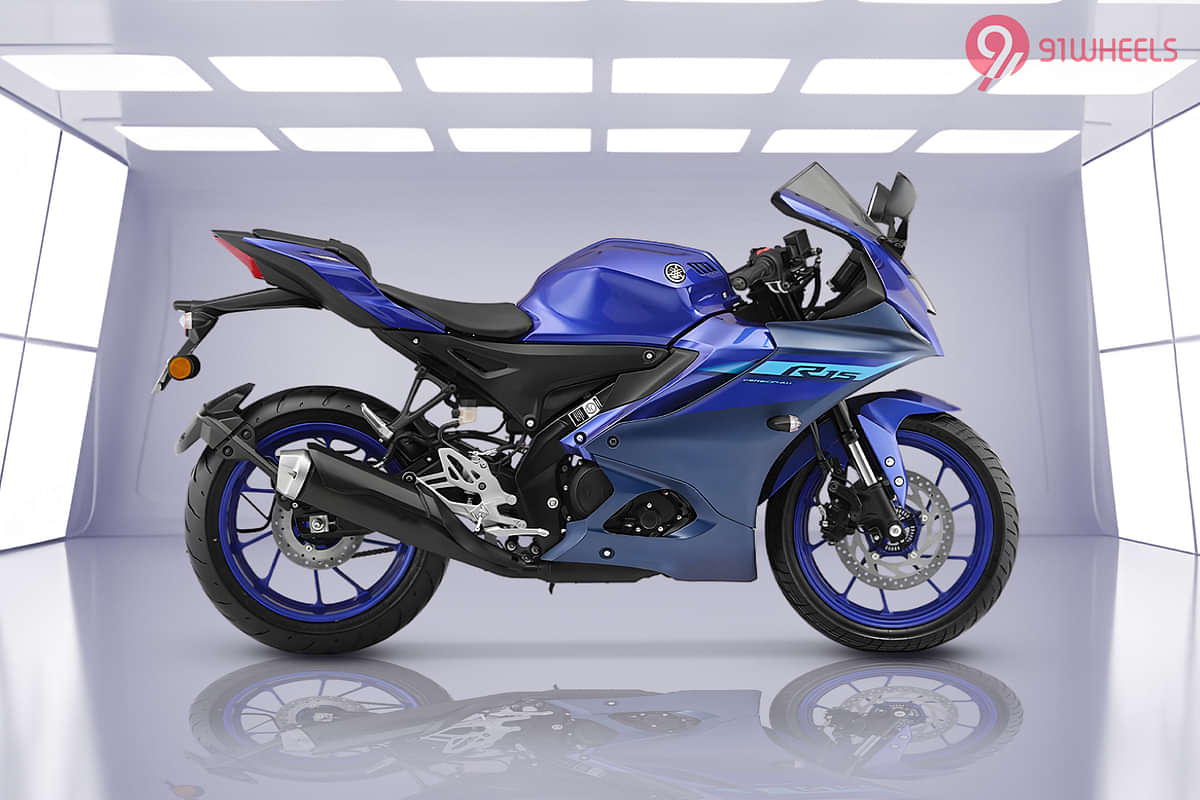 Yamaha R15 V4 Right Side View