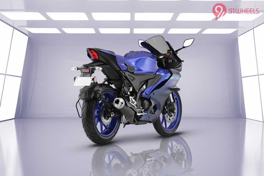 Yamaha R15 V4 Right Rear Three Quarter Yamaha R15 V4 Right Rear Three Quarter