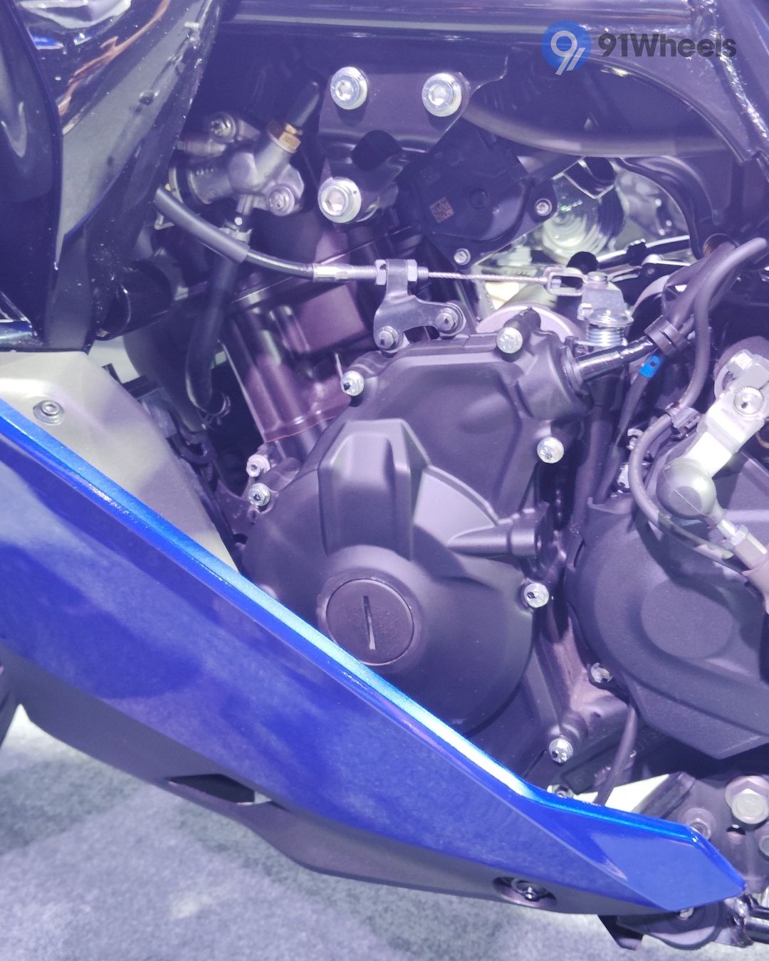 Yamaha R2 image