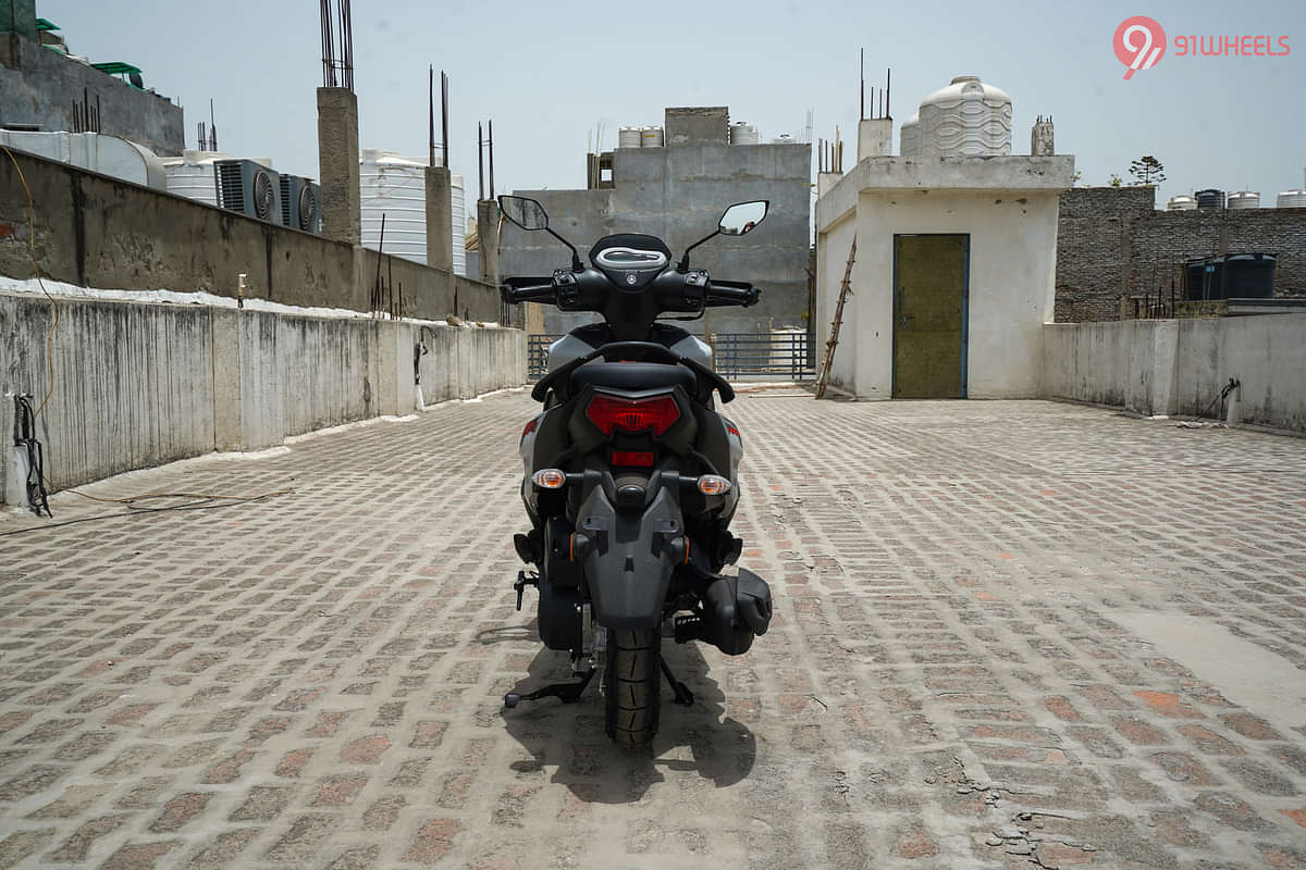 Yamaha RayZR 125 Fi-Hybrid Street Rally Rear View