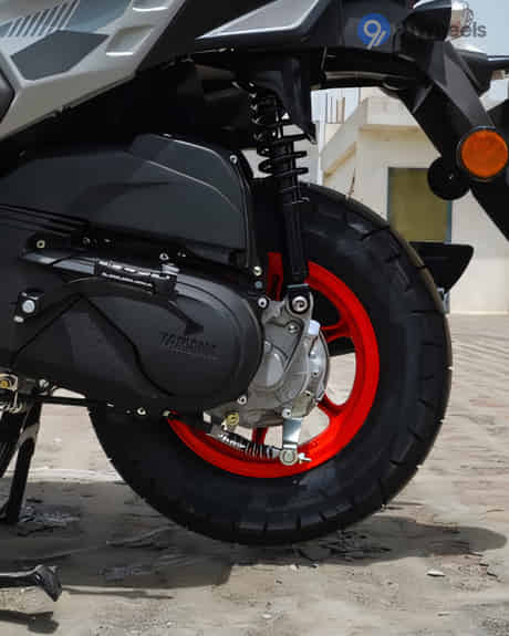 RayZR 125 Fi-Hybrid Engine