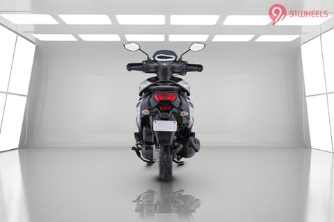 Yamaha RayZR 125 Fi-Hybrid Price 2025 Scooter Images, Mileage