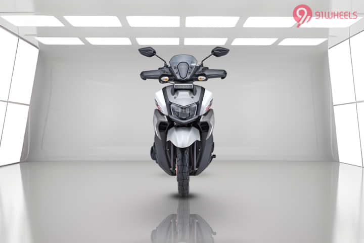Yamaha RayZR 125 Fi-Hybrid Front View