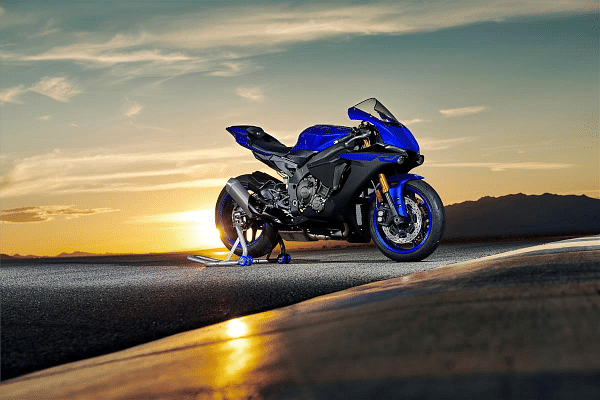 Yamaha YZF R1 2010-2021 View for rider