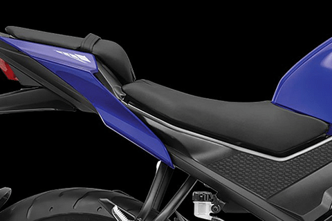 Yamaha YZF R15 V3 BS6 Racing Blue Side panel Image