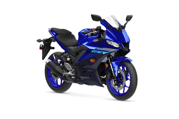 Yamaha R3 Right Front Three Quarter