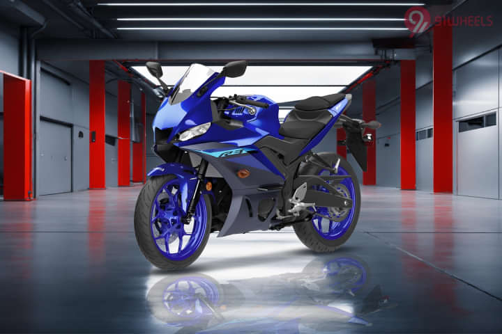 Yamaha R3 Left Front Three Quarter